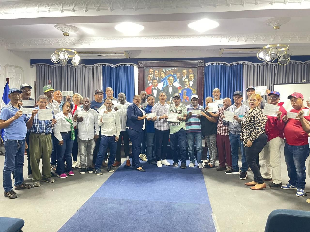Alcaldía de San Pedro de Macorís entrega cheques del Presupuesto Participativo a más de 30 sectores del municipio