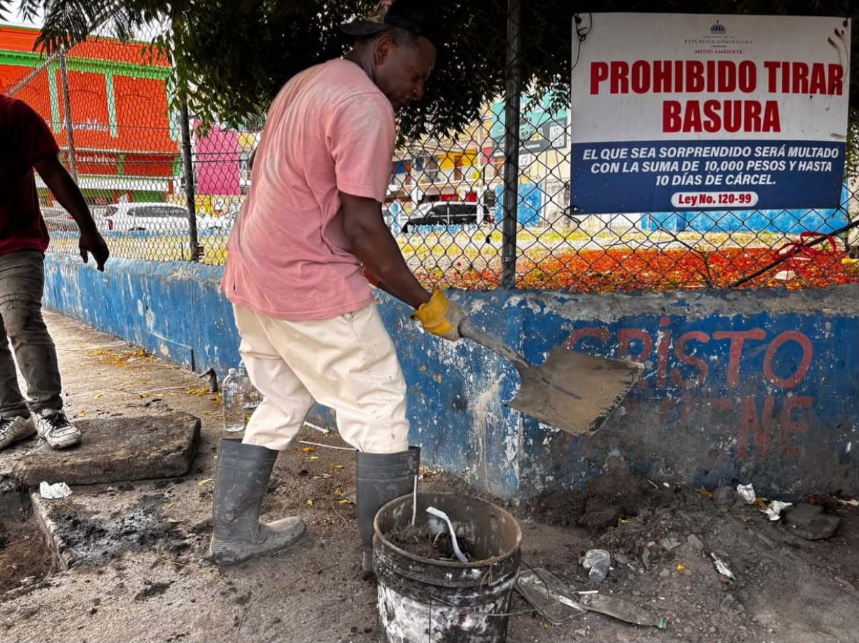🚧 ¡Seguimos trabajando por un San Pedro de Macorís más limpio!